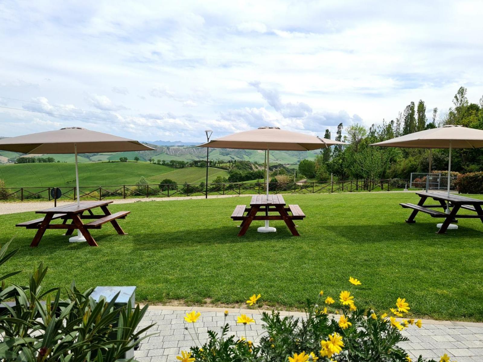 Osteria Da Cesare E Locanda Castel San Pietro Terme Exterior photo